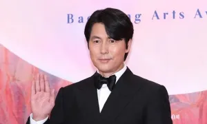 Jung Woo Sung vướng tin 'phản bội bạn gái'